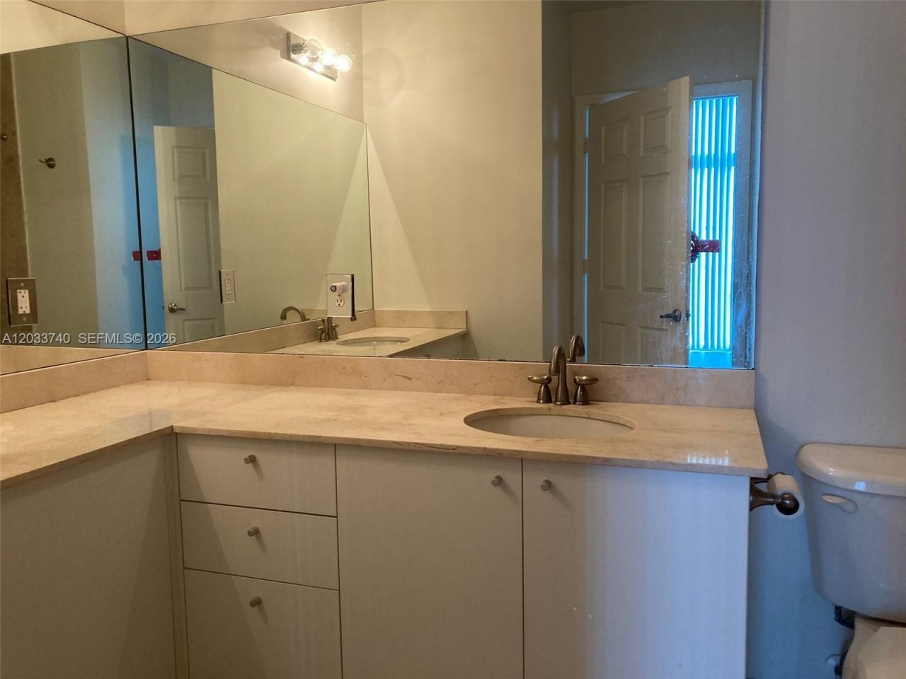 2100 Van Buren St , Unit 322, Hollywood, FL 33020 Photo