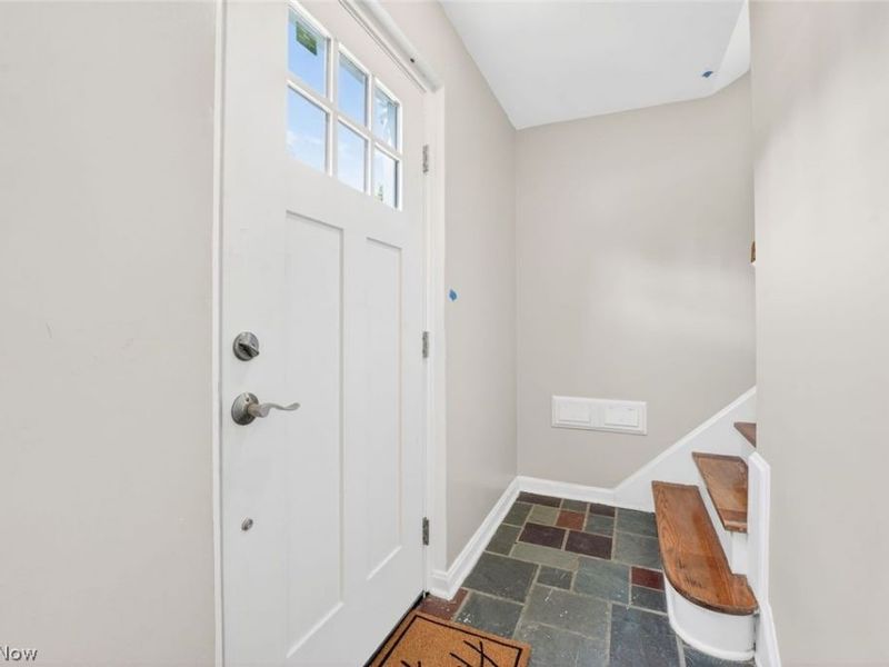 19239 Winslow Road , Unit Lower, Shaker Heights, OH 44122 Photo 3