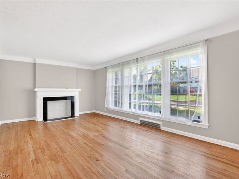 19239 Winslow Road , Unit Lower, Shaker Heights, OH 44122 Photo 4