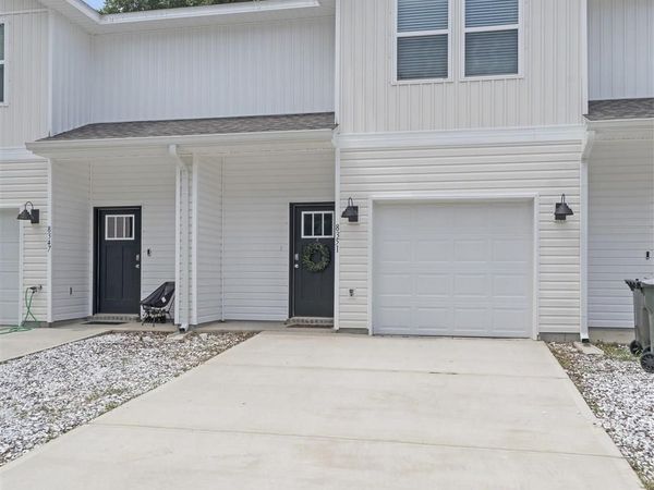 8351 Bluejack Dr, Pensacola, FL 32514