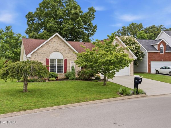4621 Wellington Pt Lane, Knoxville, TN 37938