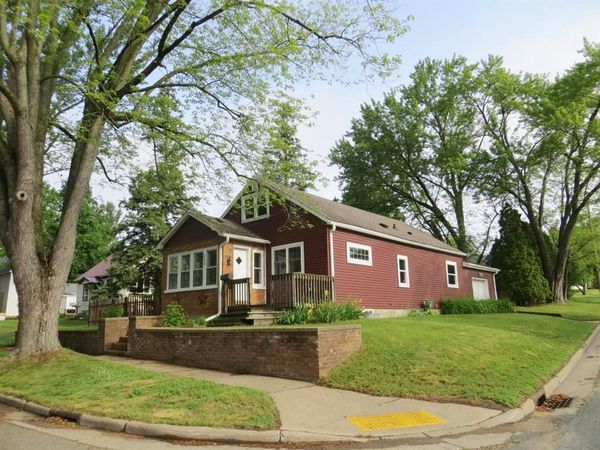 255 E 2nd Avenue, Stanley, WI 54768