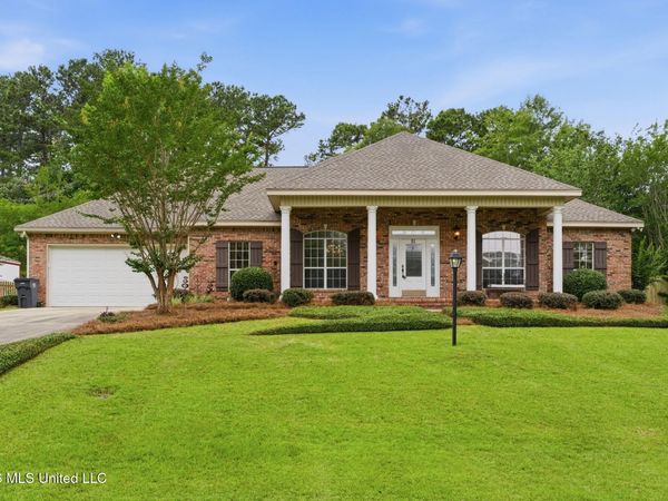 51 Woodville Trace, Hattiesburg, MS 39402
