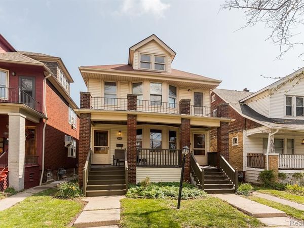 1042 Wayburn Street , Grosse Pointe Park, MI 48230
