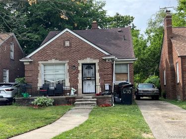 12090 Engleside Street, Detroit, MI 48205