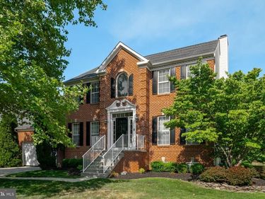 41 WATERFORD DRIVE, BORDENTOWN, NJ 08505
