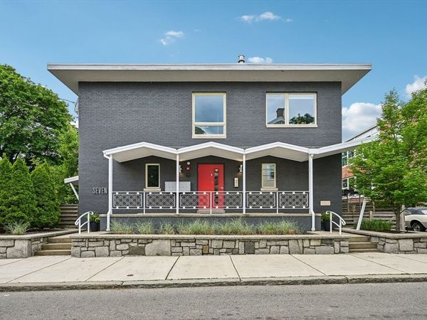 7 Howard St, Unit 4, Salem, MA 01970