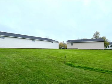 465 W Lake Road, Oswego, NY 13126