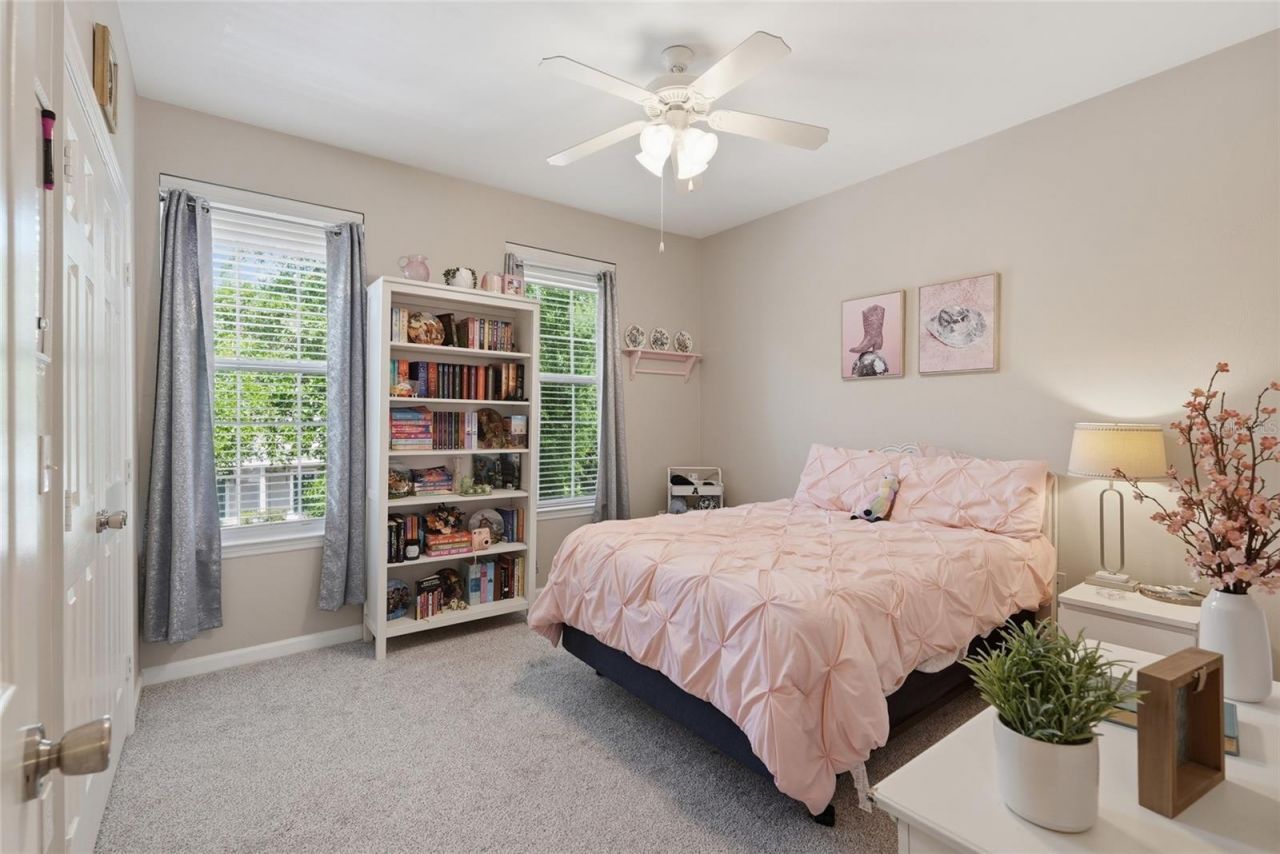 935 NW 21st Avenue , Unit 935, Gainesville, FL 32609 Photo