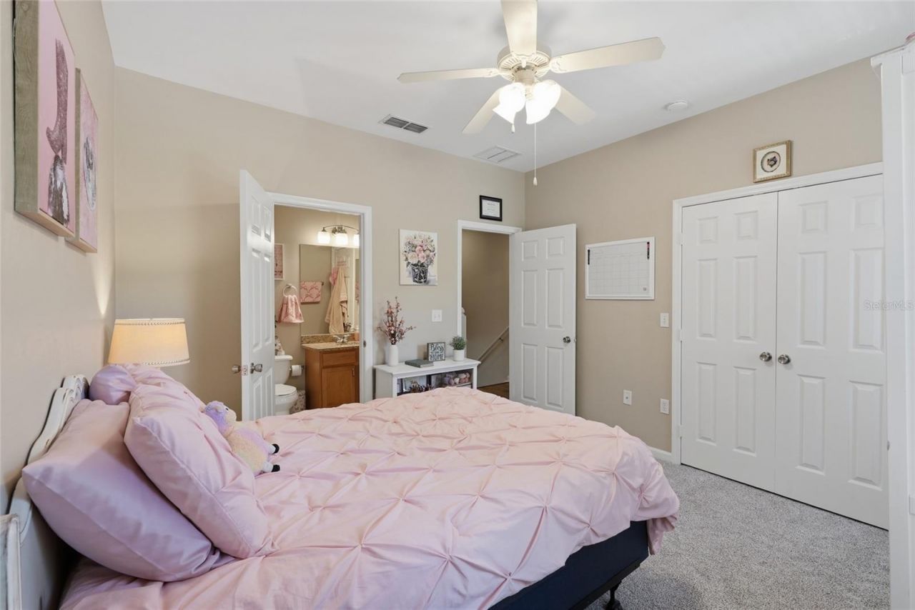 935 NW 21st Avenue , Unit 935, Gainesville, FL 32609 Photo