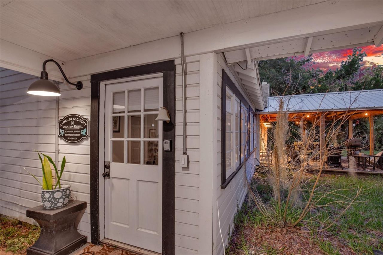 801 Canal Street, New Smyrna Beach, FL 32168 Photo