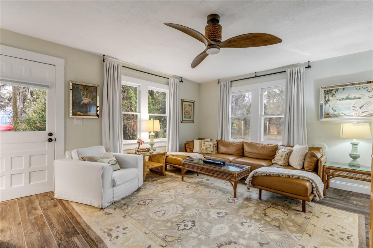 801 Canal Street, New Smyrna Beach, FL 32168 Photo