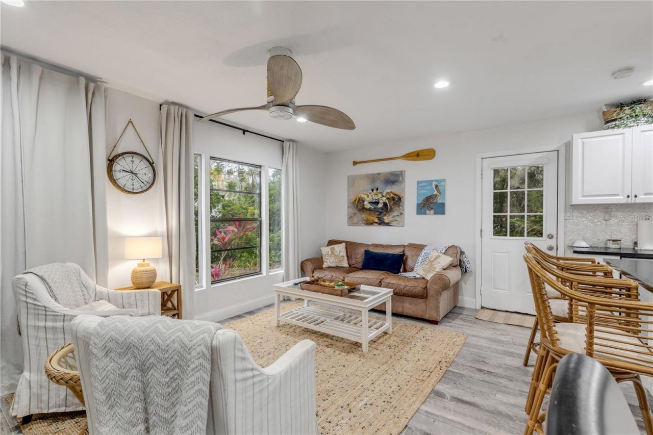 801 Canal Street, New Smyrna Beach, FL 32168 Photo