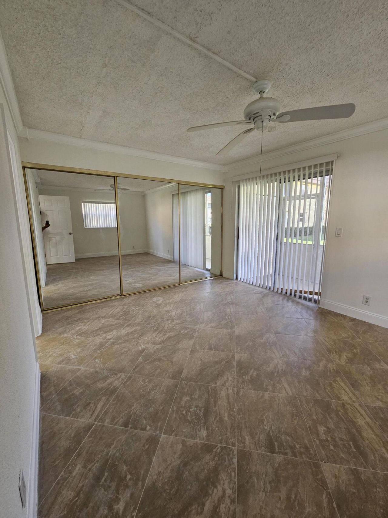 211 E Saxony Lane, Unit 211, Delray Beach, FL 33446 Photo