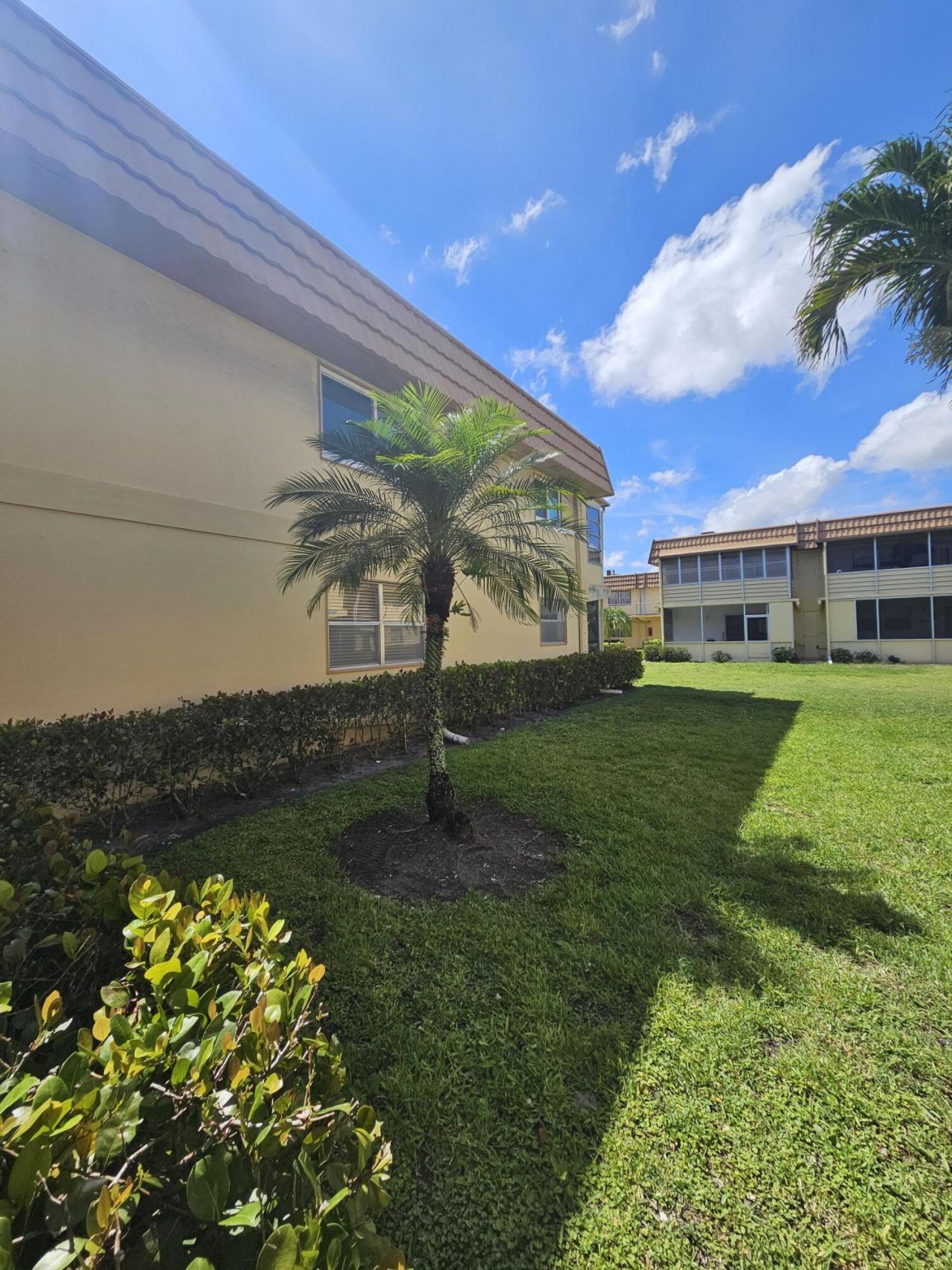 211 E Saxony Lane, Unit 211, Delray Beach, FL 33446 Photo