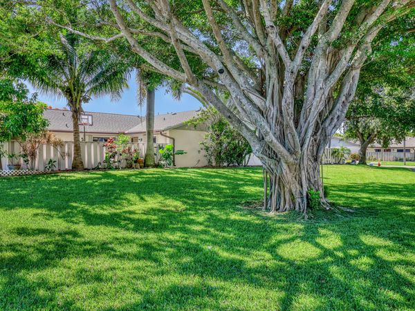 8184 Ambach Way, Hypoluxo, FL 33462