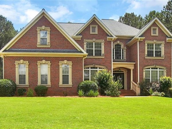 1805 Regents Way , Conyers, GA 30094