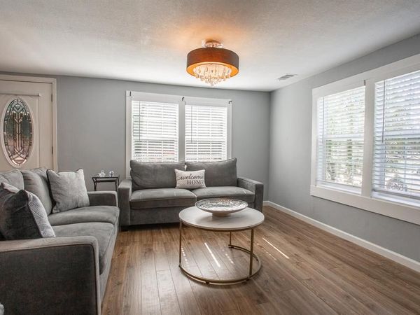 519 Taylor Street, Arlington, TX 76011