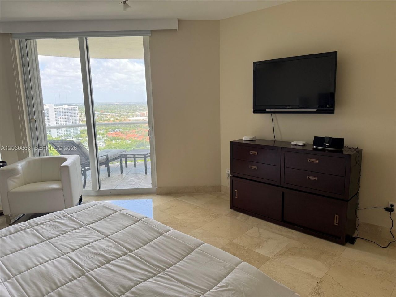 7000 Island Blvd , Unit 2403, Aventura, FL 33160 Photo