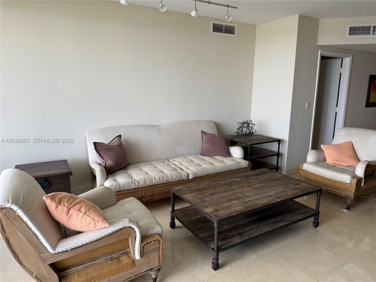 7000 Island Blvd , Unit 2403, Aventura, FL 33160 Photo