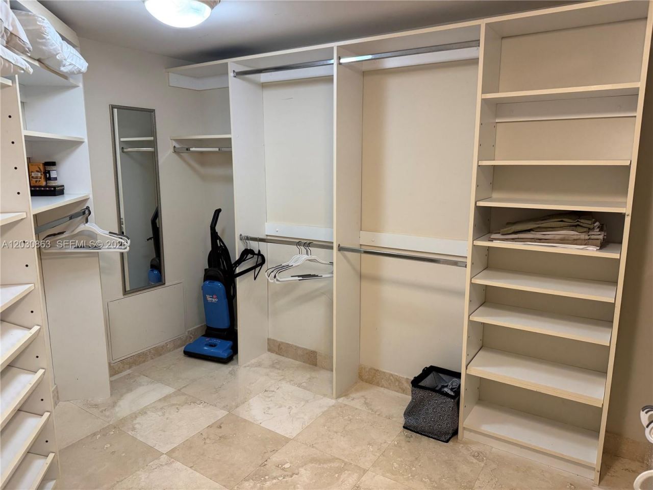7000 Island Blvd , Unit 2403, Aventura, FL 33160 Photo