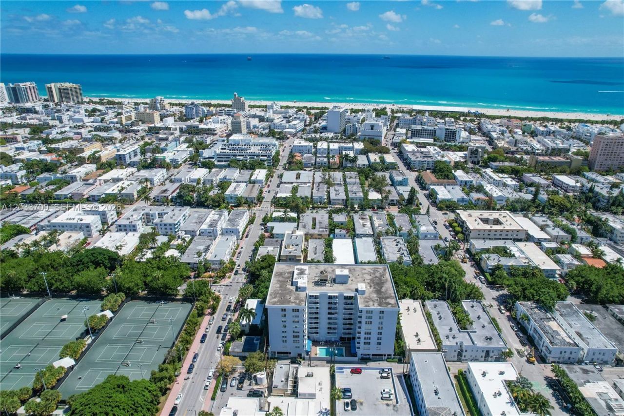 1020 Meridian Ave , Unit 902, Miami Beach, FL 33139 Photo