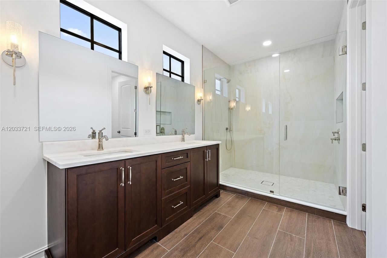 309 Cascade Ln , Palm Beach Shores, FL 33404 Photo