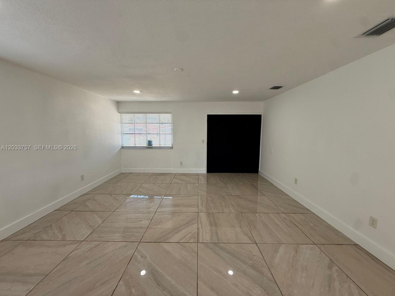 1749 NW 154th St , Miami Gardens, FL 33054 Photo