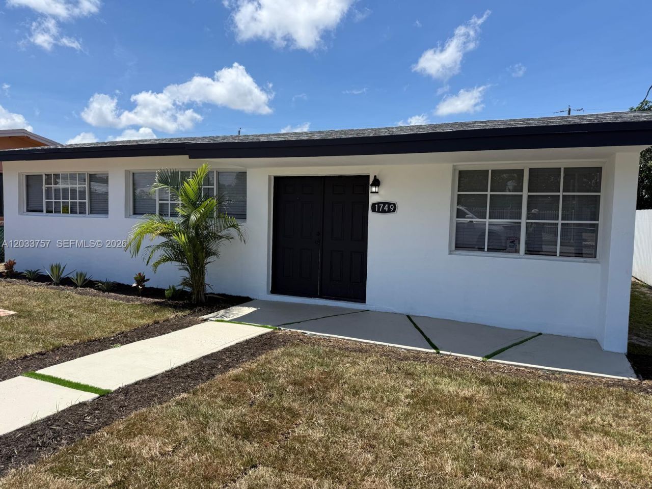 1749 NW 154th St , Miami Gardens, FL 33054 Photo