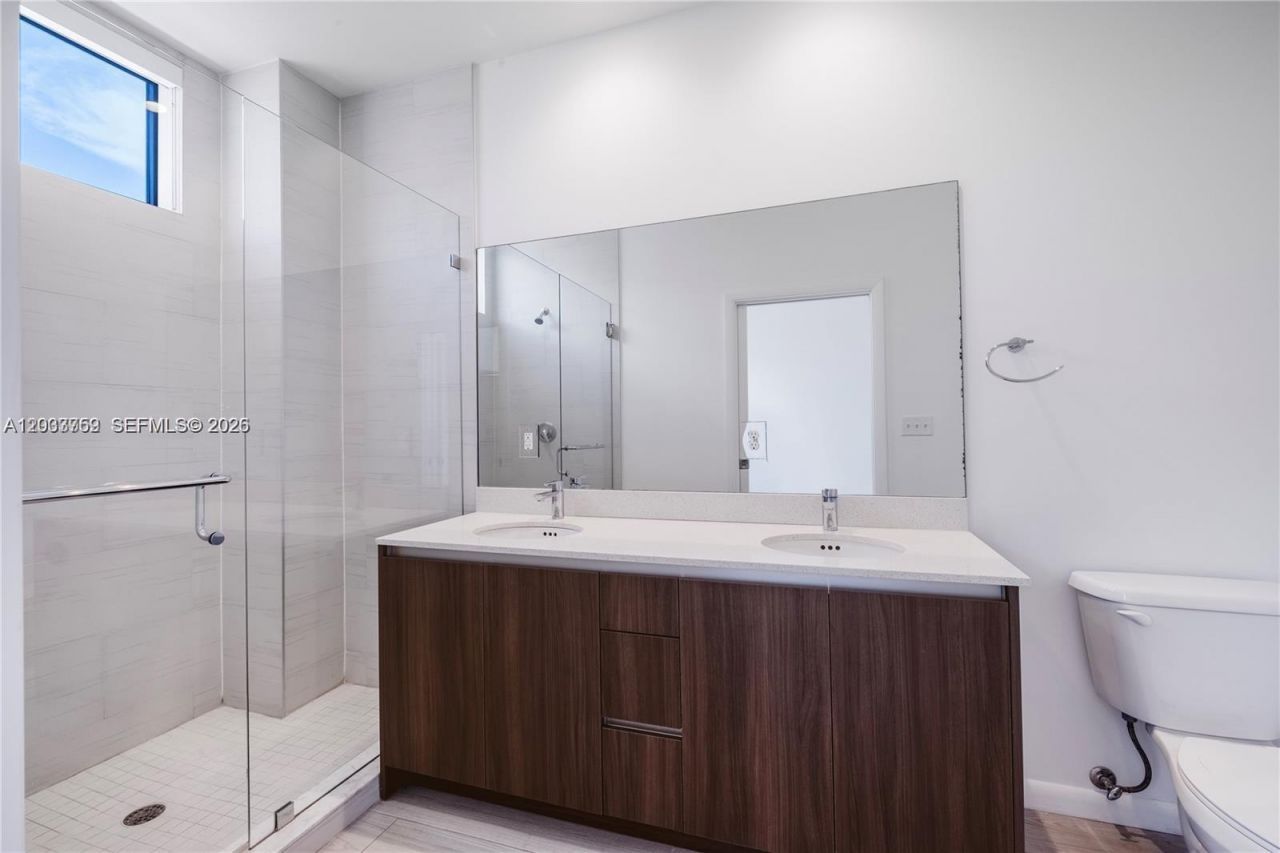 113 NE 6 , Unit 3613, Fort Lauderdale, FL 33304 Photo