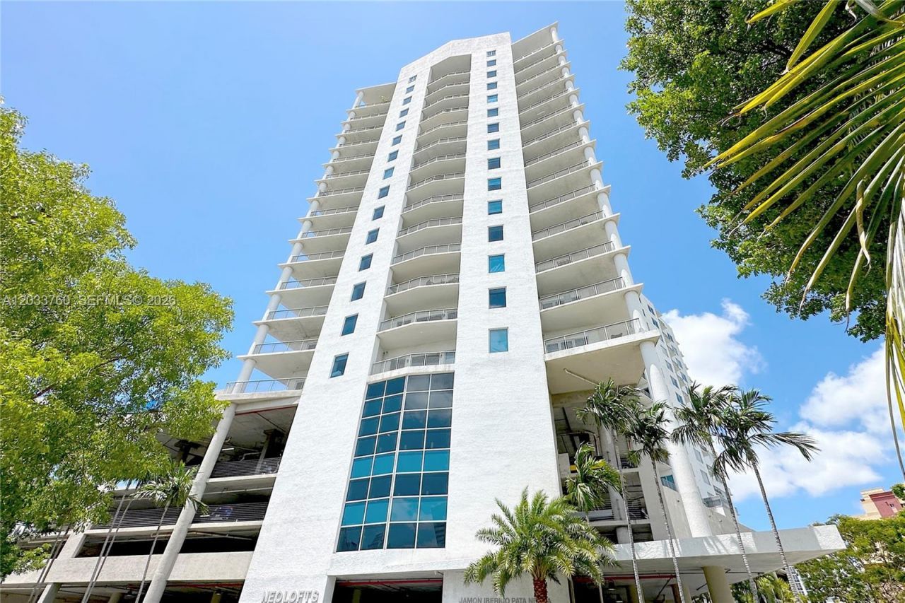 10 SW South River Dr , Unit 910, Miami, FL 33130 Photo