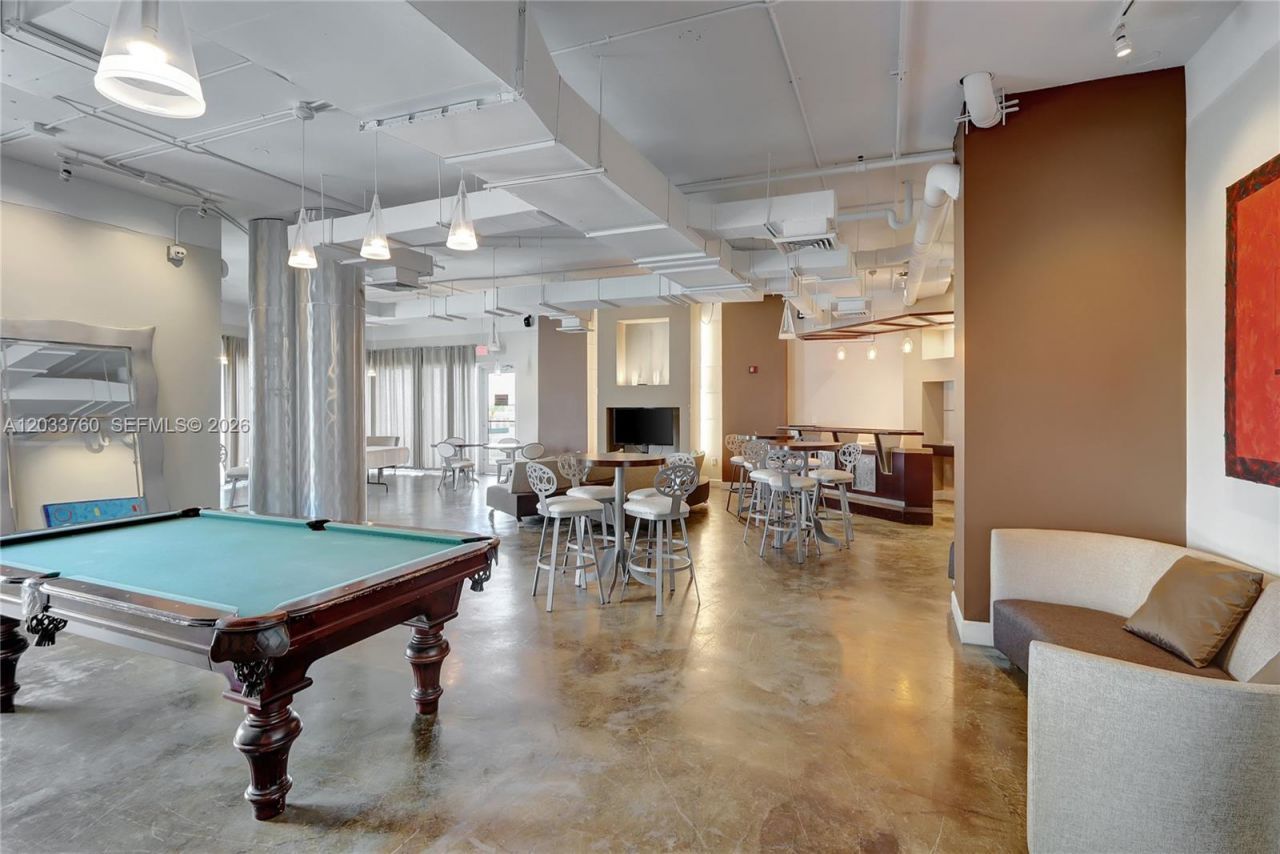 10 SW South River Dr , Unit 910, Miami, FL 33130 Photo