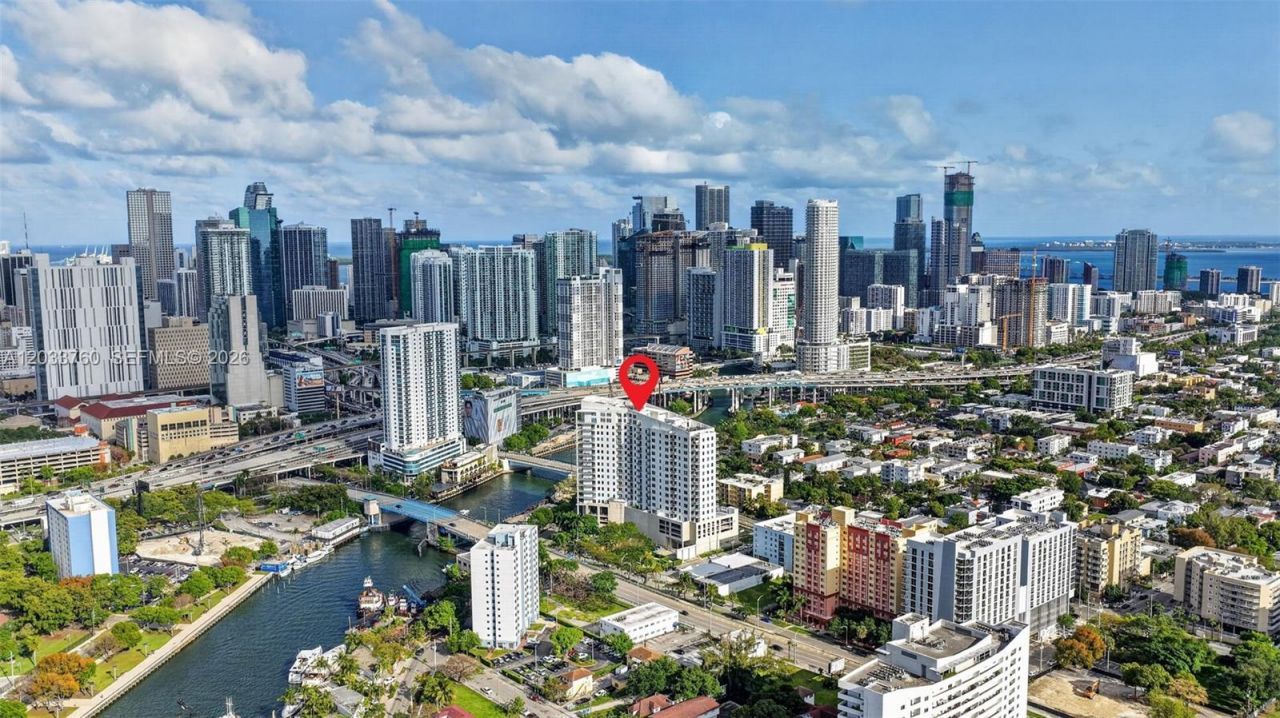 10 SW South River Dr , Unit 910, Miami, FL 33130 Photo