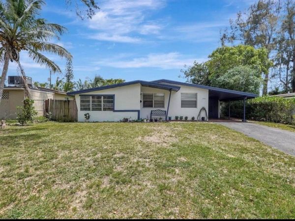 7530 Atlanta Street , Hollywood, FL 33024
