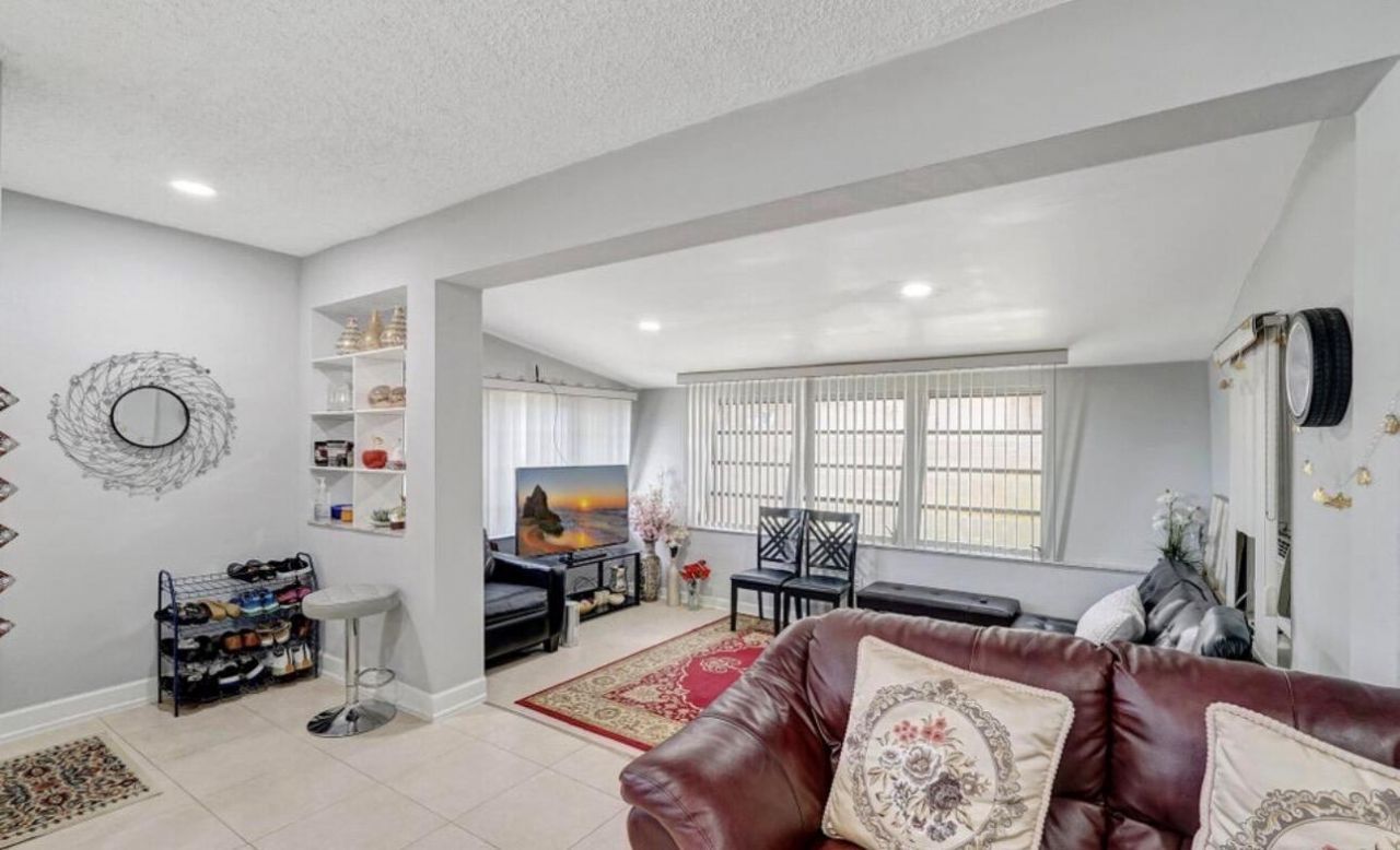 7530 Atlanta Street , Hollywood, FL 33024 Photo