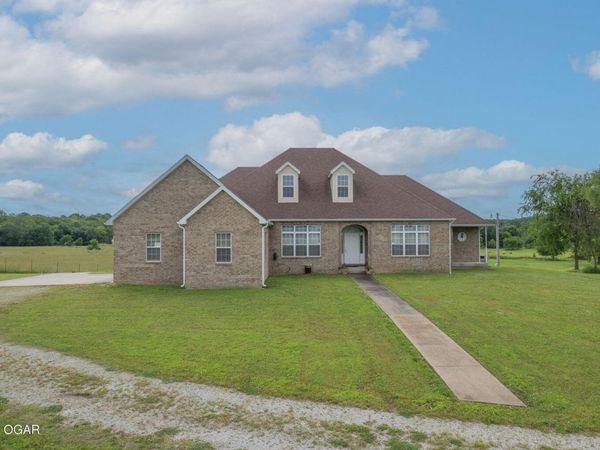 69151 U.S. 60 , Wyandotte, OK 74370