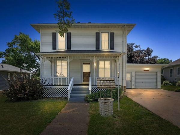 313 3rd Avenue , Clarence, IA 52216