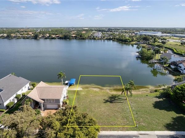 5090 Harborage DR , FORT MYERS, FL 33908