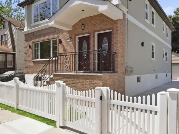11551 208th Street , Cambria Heights, NY 11411