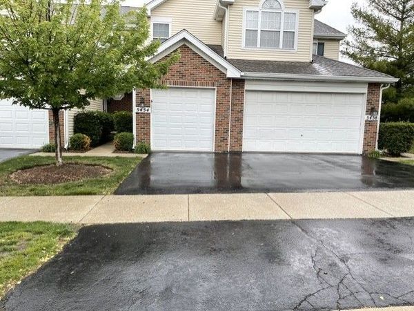 5454 Elizabeth Place , Rolling Meadows, IL 60008