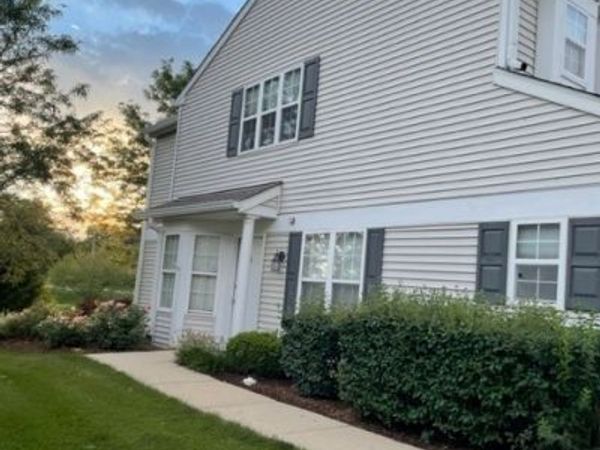 2935 Rutland Circle , Unit 104, Naperville, IL 60564