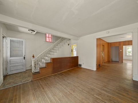Main Photo