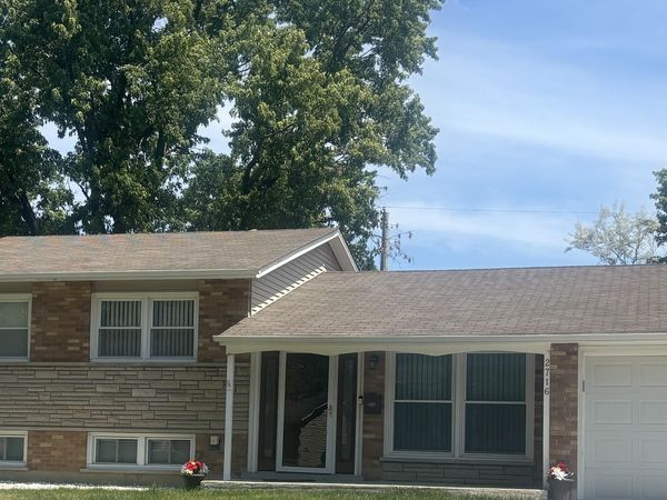 2716 Larkspur Lane , Hazel Crest, IL 60429
