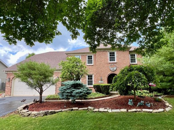 1369 Ginger Lane, Naperville, IL 60565