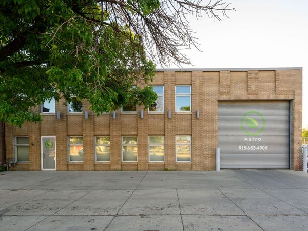 242 N Western Avenue , Chicago, IL 60612