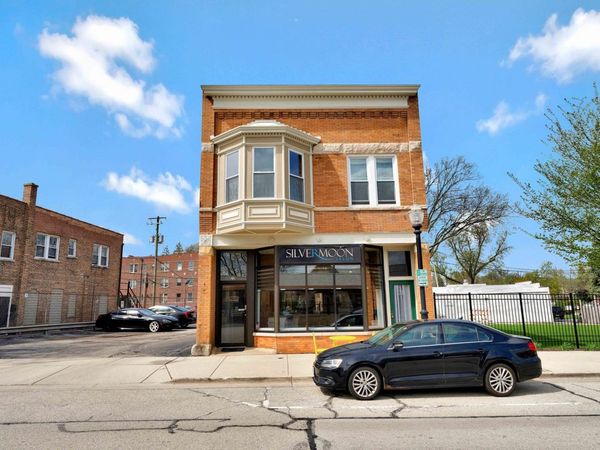 711 W Hillgrove Avenue , La Grange, IL 60525