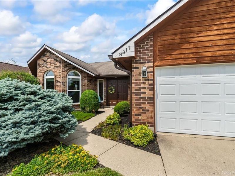 8317 Timber Walk Court, Huber Heights, OH 45424 Photo 2