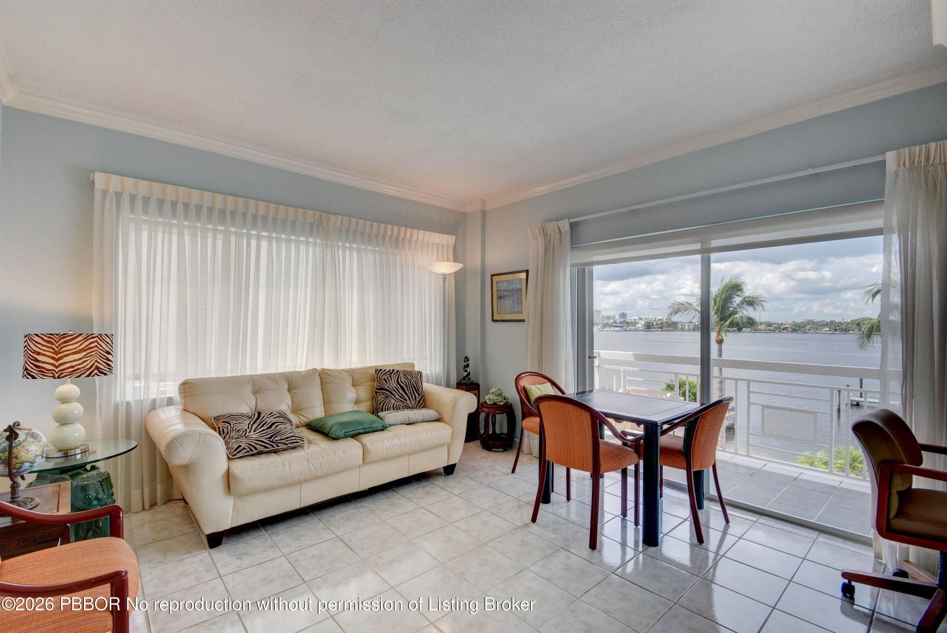 250 Bradley Place, Unit 408, Palm Beach, FL 33480 Photo