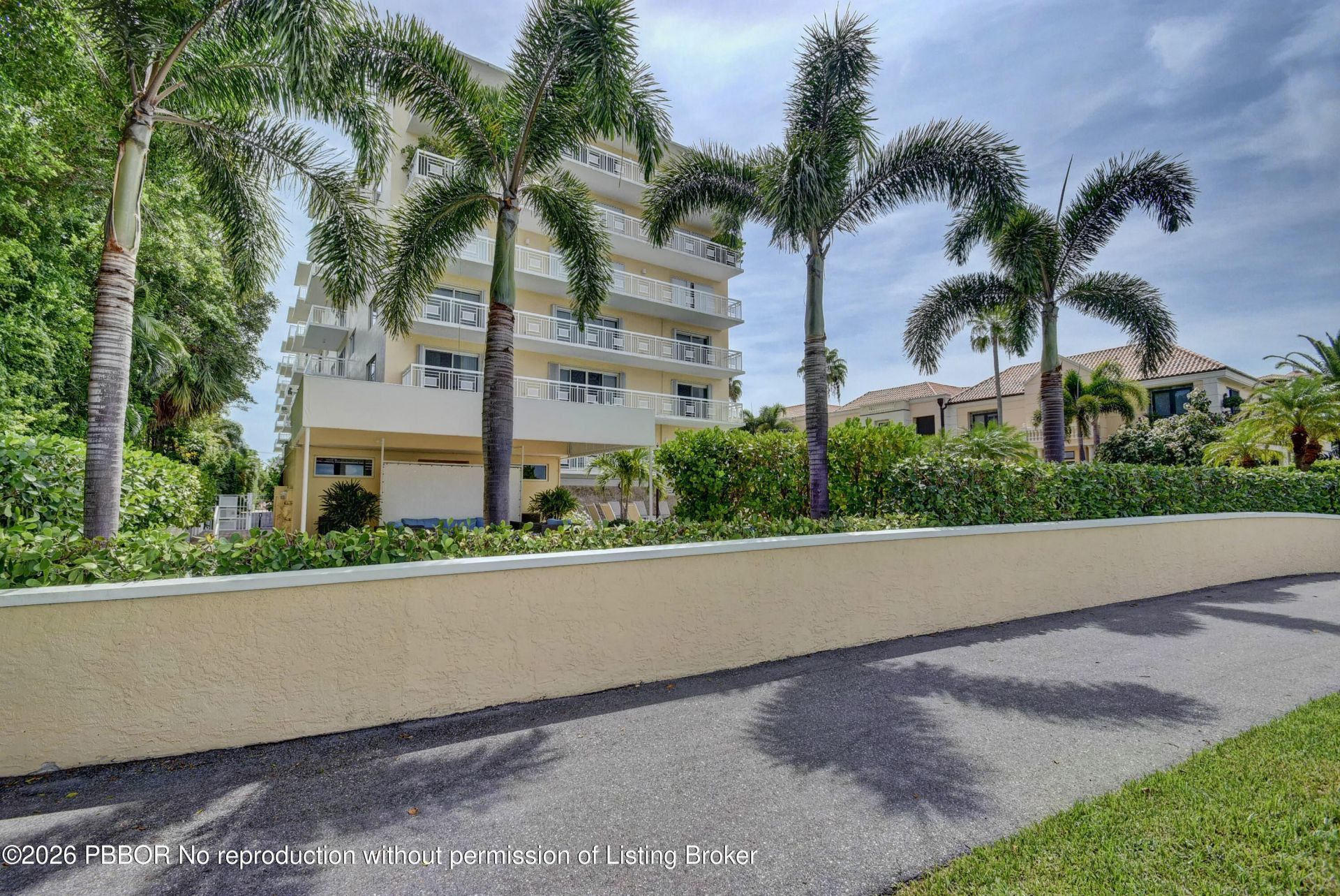 250 Bradley Place, Unit 408, Palm Beach, FL 33480 Photo