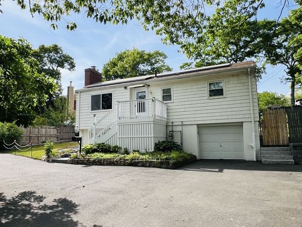 16 Ridge Ave, Lynn, MA 01905